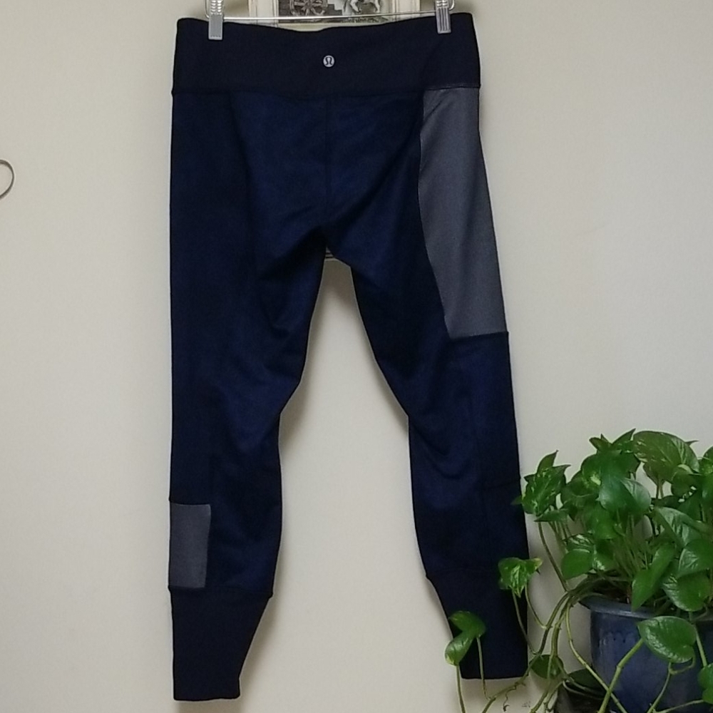 Lululemon Women's leggings Size 10 - Picture 5 of 10